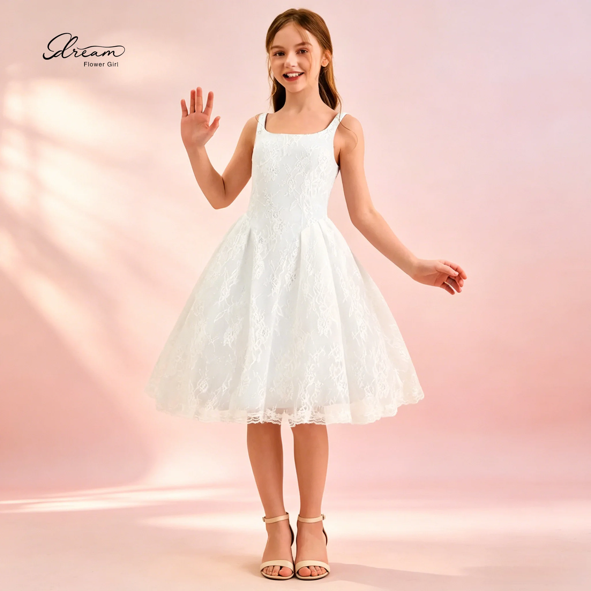 Elegant White Chiffon and Lace Party Dress for Children Sleeveless Knee-Length with a Fitted Waist
Elegant White Chiffon and Lace Party Dress for Children Sleeveless Knee-Length with a Fitted Waist