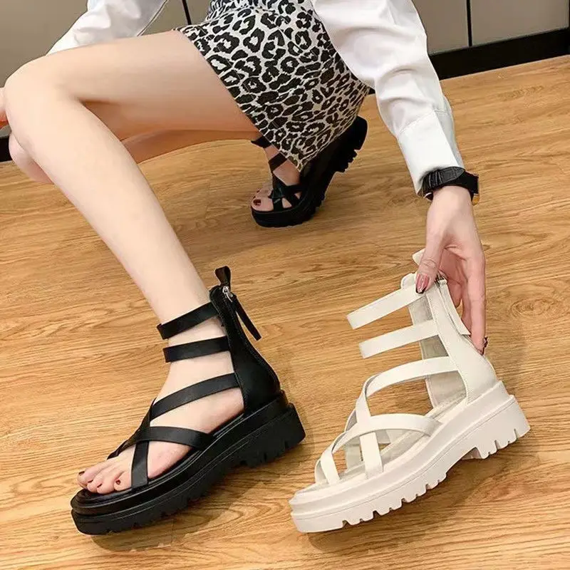 Multiple Straps Sandals with Rear Zip Closure Thick Platform Base Roman-Style Influence for Comfortable Summer Styling 
Multiple Straps Sandals with Rear Zip Closure Thick Platform Base Roman-Style Influence for Comfortable Summer Styling