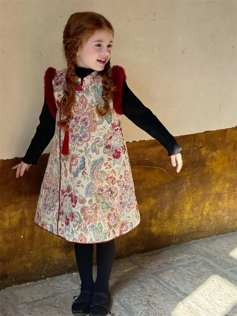 Baby Girls Red Flower Dress Children 2024 New Autumn Winter Fashion Simple Casual Sleeveless Dress European Fashion Style
Baby Girls Red Flower Dress Children 2024 New Autumn Winter Fashion Simple Casual Sleeveless Dress European Fashion Style