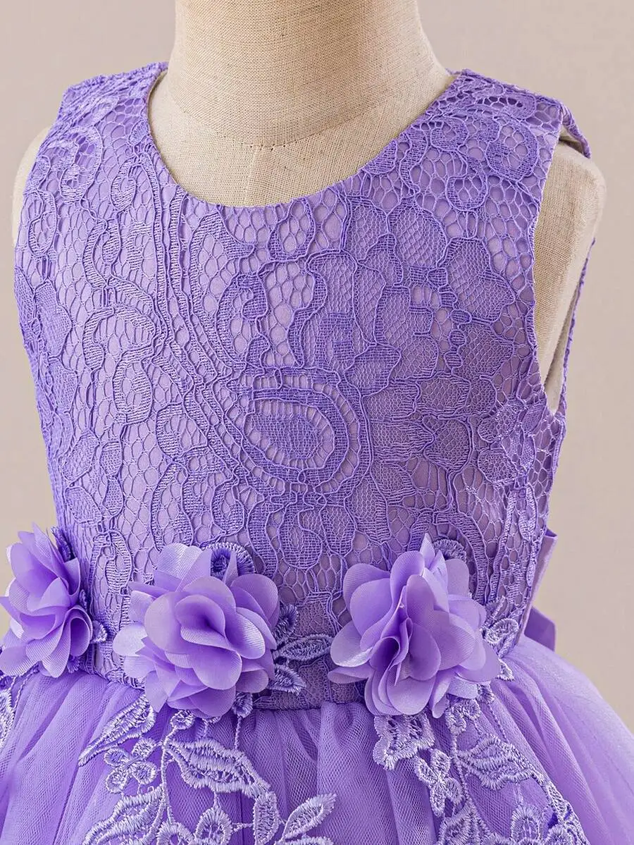 Lavender Lace Sleeveless Evening Dress With Floral Appliques And Tulle Skirt
Lavender Lace Sleeveless Evening Dress With Floral Appliques And Tulle Skirt