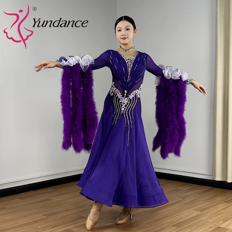 B-25063 Custom International Standard Ballroom Dance Competition Dress for Women Adult Purple Chiffon Performance Wear
B-25063 Custom International Standard Ballroom Dance Competition Dress for Women Adult Purple Chiffon Performance Wear