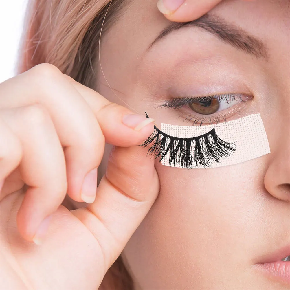 2 Rolls Eyelash Extension Tape Skin-Friendly Breathable Easy to Tear for Professional Use Makeup Tools Eyelash Extension Tape
2 Rolls Eyelash Extension Tape Skin-Friendly Breathable Easy to Tear for Professional Use Makeup Tools Eyelash Extension Tape