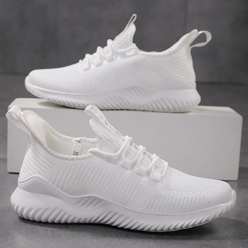 Leisure Running Shoes New Summer Men's Trendy Breathable Sneakers Soft Sole Mesh Shoes Resistant Versatile Men Sports Shoes
Leisure Running Shoes New Summer Men's Trendy Breathable Sneakers Soft Sole Mesh Shoes Resistant Versatile Men Sports Shoes