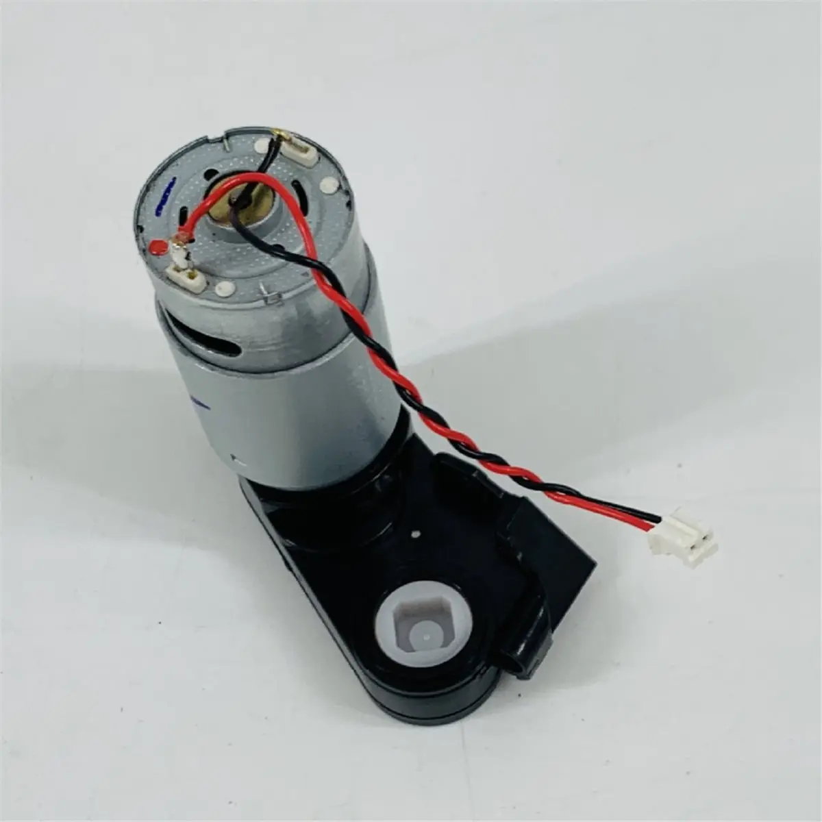 Main Central Roller Brush Motor for E20 / E20 Plus Vacuum Cleaner Replacement Parts Roller Brush Motor
Main Central Roller Brush Motor for E20 / E20 Plus Vacuum Cleaner Replacement Parts Roller Brush Motor