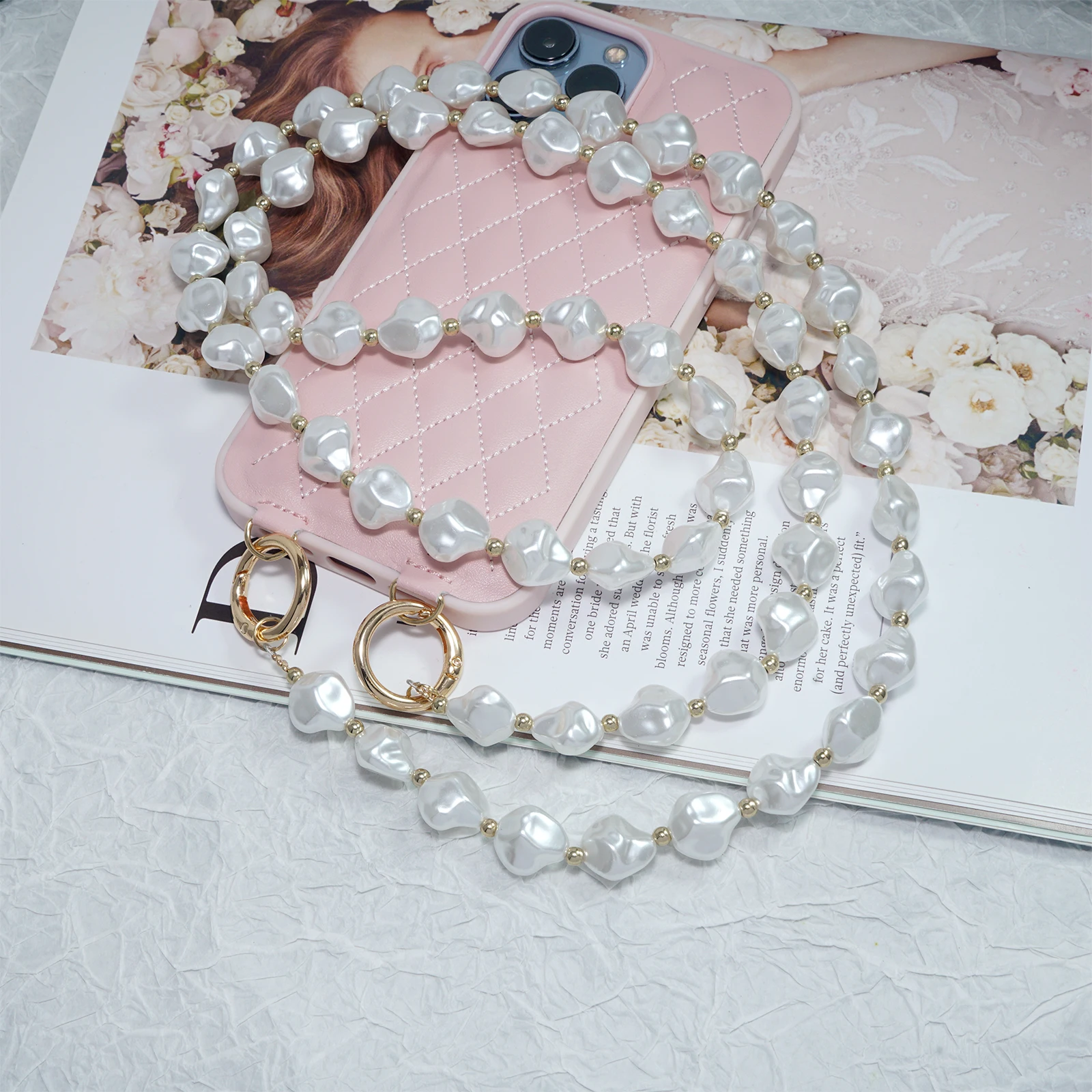 Elegant stone pearl crossbody chain for mobile phone straps hanging ropes bags pendants various accessories elegant women's
Elegant stone pearl crossbody chain for mobile phone straps hanging ropes bags pendants various accessories elegant women's