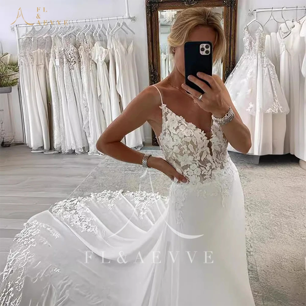 FL&AEVVE Customized Lace V-Neck Wedding Dress with Court Train Romantic Wedding Dress Appliques Bridal Gown Vestido De Noiva
FL&AEVVE Customized Lace V-Neck Wedding Dress with Court Train Romantic Wedding Dress Appliques Bridal Gown Vestido De Noiva