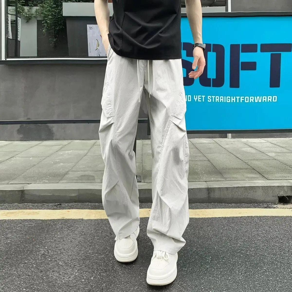 American Style Paratrooper Pants Men's Autumn New Straight Loose Black Long Trousers Trendy Sports Casual Pants
American Style Paratrooper Pants Men's Autumn New Straight Loose Black Long Trousers Trendy Sports Casual Pants