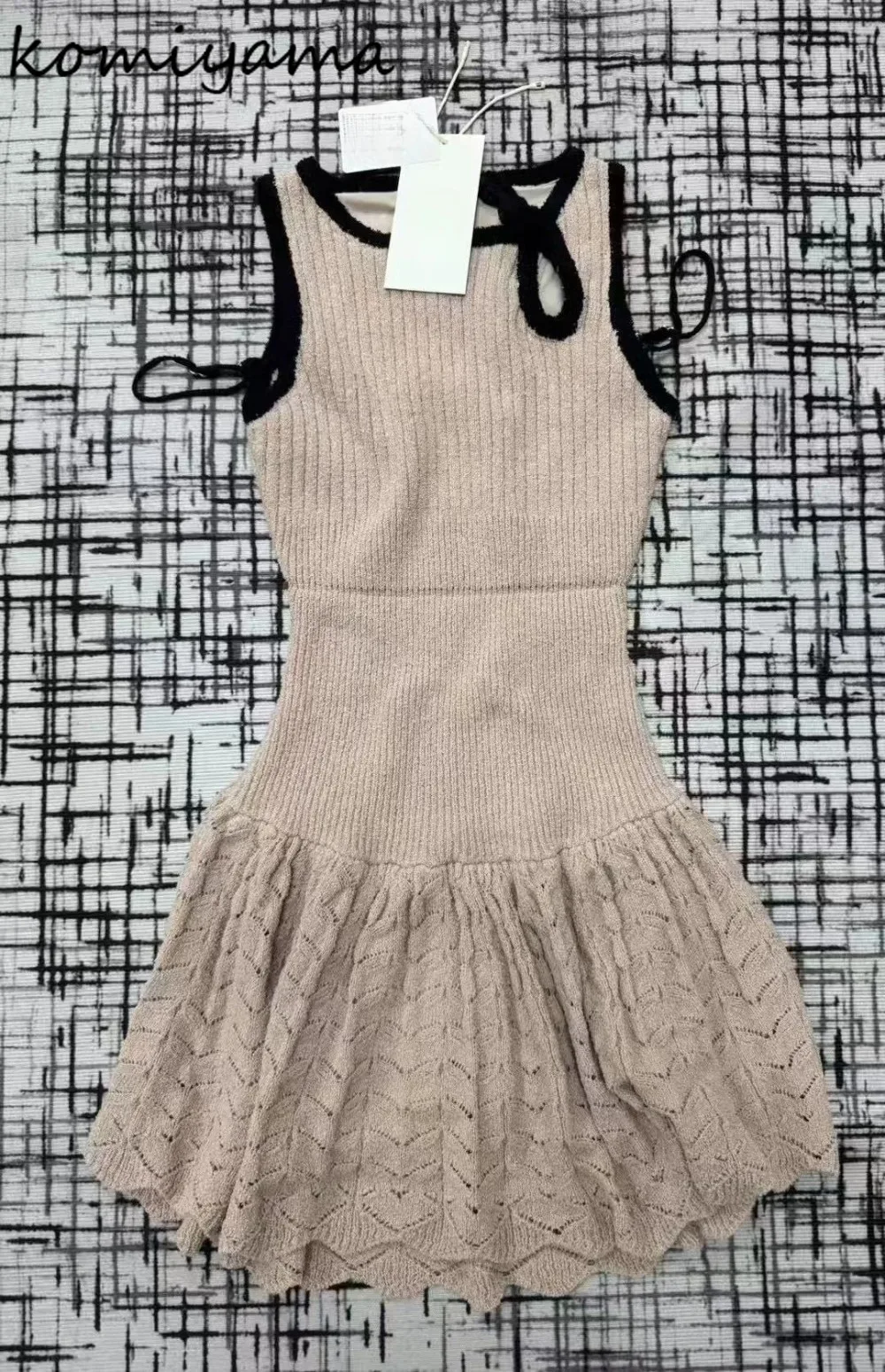 Hollow Out Lace-up Bow Dresses Woman U Neck Knit 2025 Vestidos Tank Dress Japan Style Robe Summer Sleeveless Ropa Mujer
Hollow Out Lace-up Bow Dresses Woman U Neck Knit 2025 Vestidos Tank Dress Japan Style Robe Summer Sleeveless Ropa Mujer