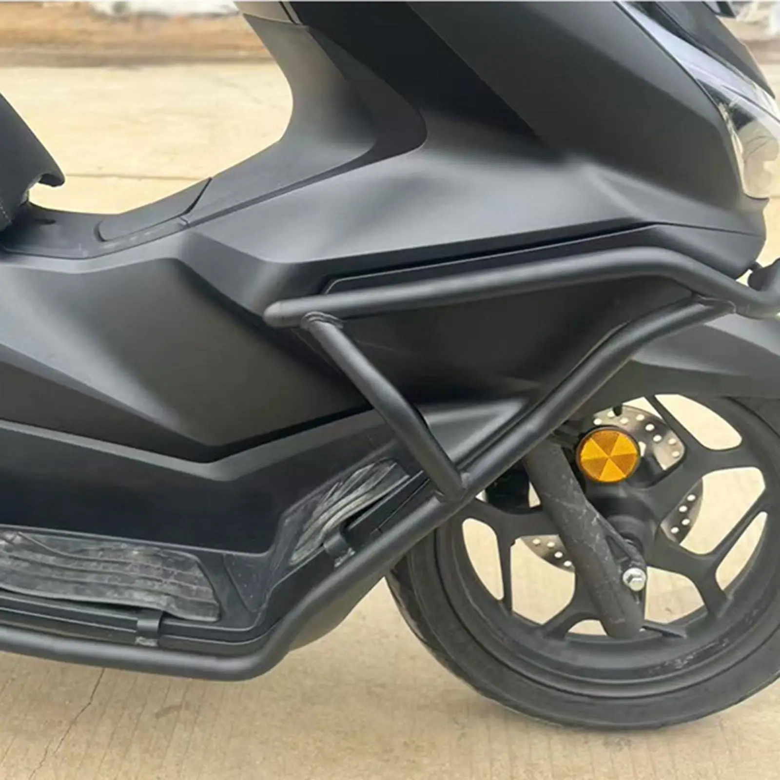 Durable Aluminum Alloy Rear Luggage Rack Motorcycle Accessories Seat Mount for Luggage Fixing Straps
Durable Aluminum Alloy Rear Luggage Rack Motorcycle Accessories Seat Mount for Luggage Fixing Straps