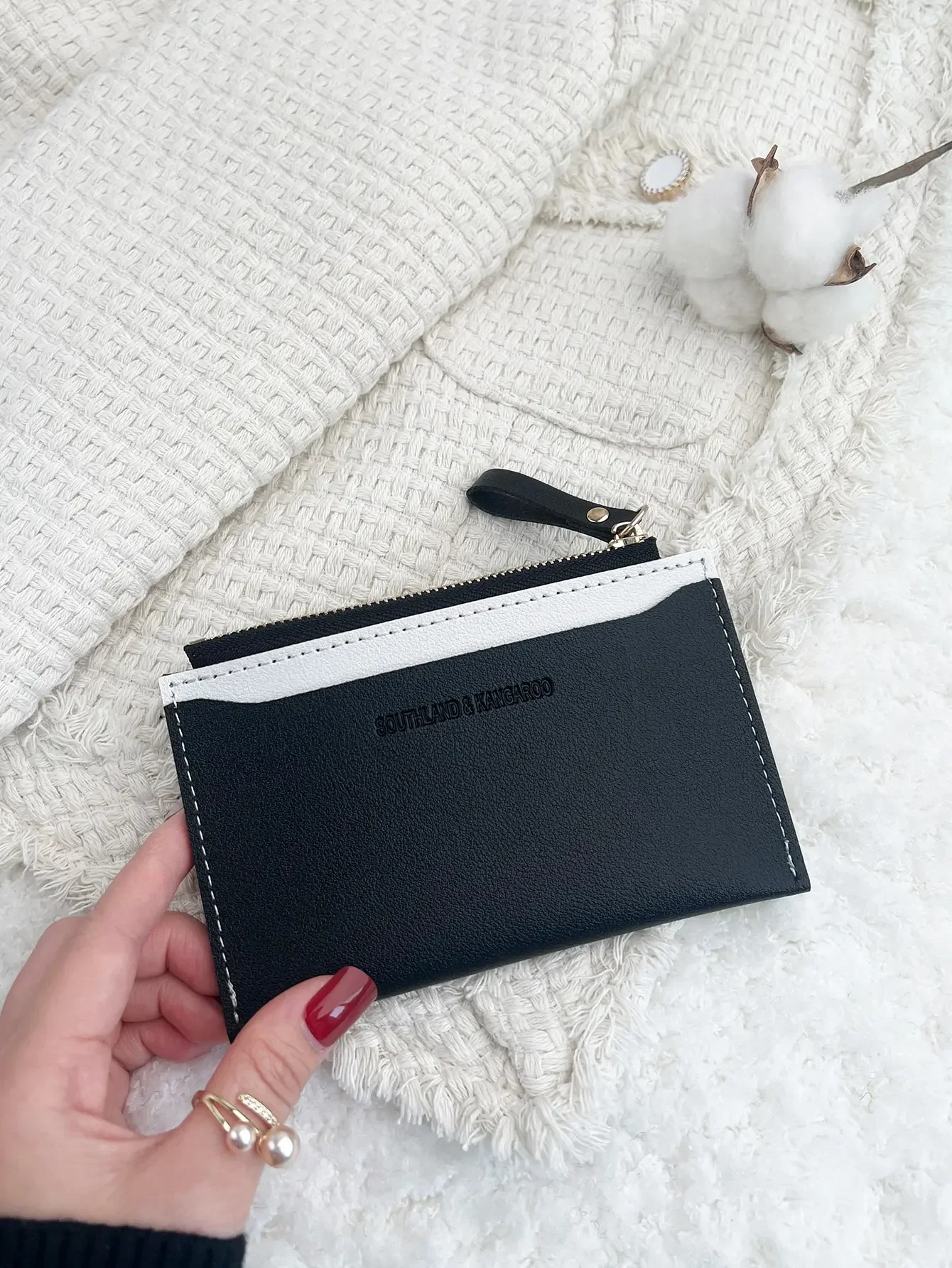 SOUTHLAND&KANGAROO Card Bag Zipper Coin Purse PU Two Tone Lightweight Portable Cash Money Card Coin Pocket Short Wallet Small Po
SOUTHLAND&KANGAROO Card Bag Zipper Coin Purse PU Two Tone Lightweight Portable Cash Money Card Coin Pocket Short Wallet Small Po