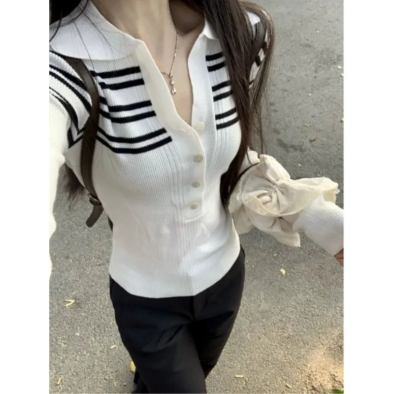 Women's Ne Knitted Sweater Long Sve V-Ne Slim Fit Striped Base irt Early Autumn Faionable Casual Top
Women's Ne Knitted Sweater Long Sve V-Ne Slim Fit Striped Base irt Early Autumn Faionable Casual Top