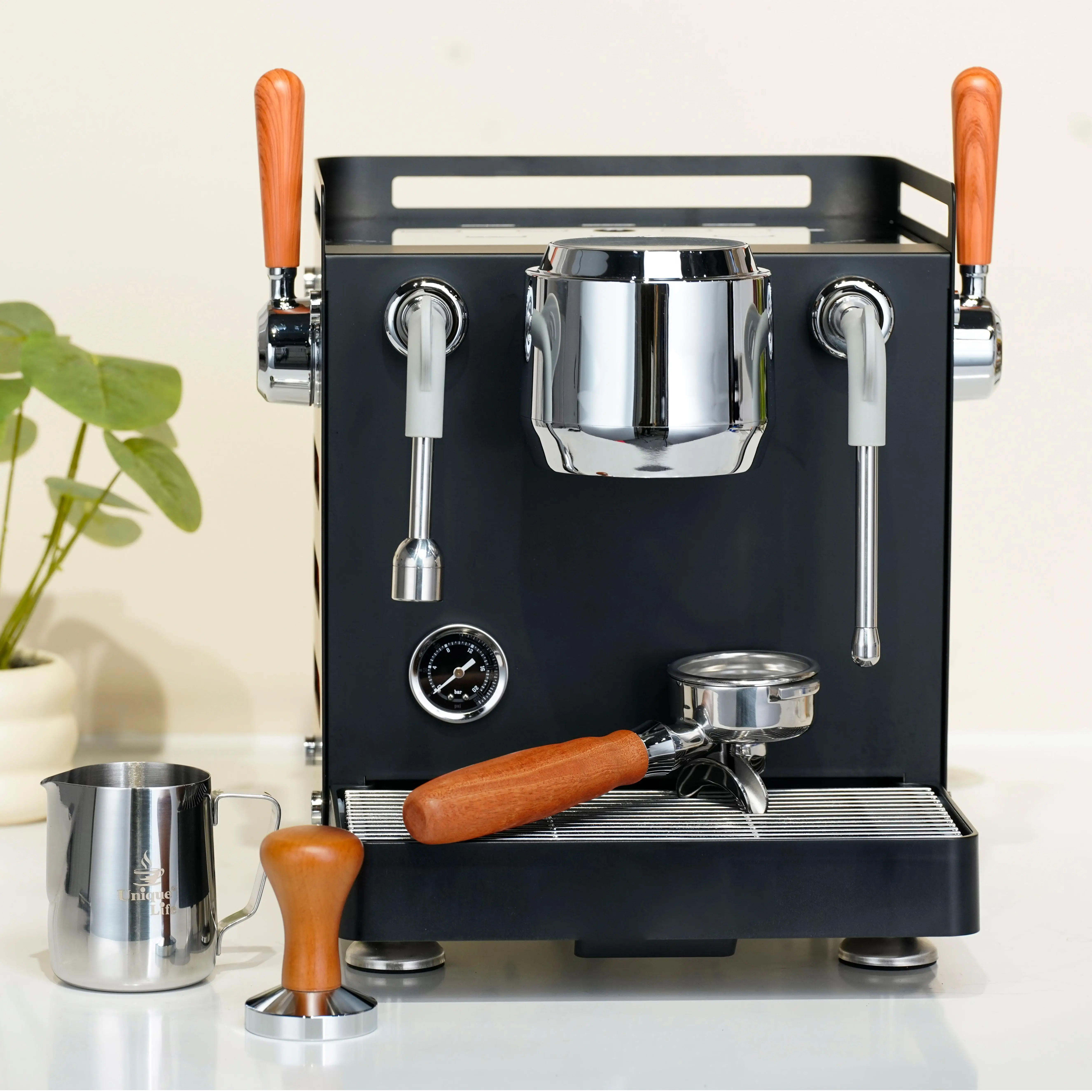 Semi-automatic Commercial Household Italian Espresso Steam-whipped Milk Coffee Maker Machine
Semi-automatic Commercial Household Italian Espresso Steam-whipped Milk Coffee Maker Machine