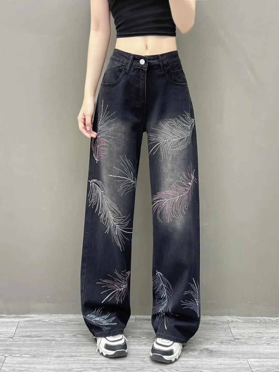 New Heavy Duty Rhinestone Slim Straight Graduated Denim Pants Fashionable High Waist Straight Leg Long Trousers for Women
New Heavy Duty Rhinestone Slim Straight Graduated Denim Pants Fashionable High Waist Straight Leg Long Trousers for Women