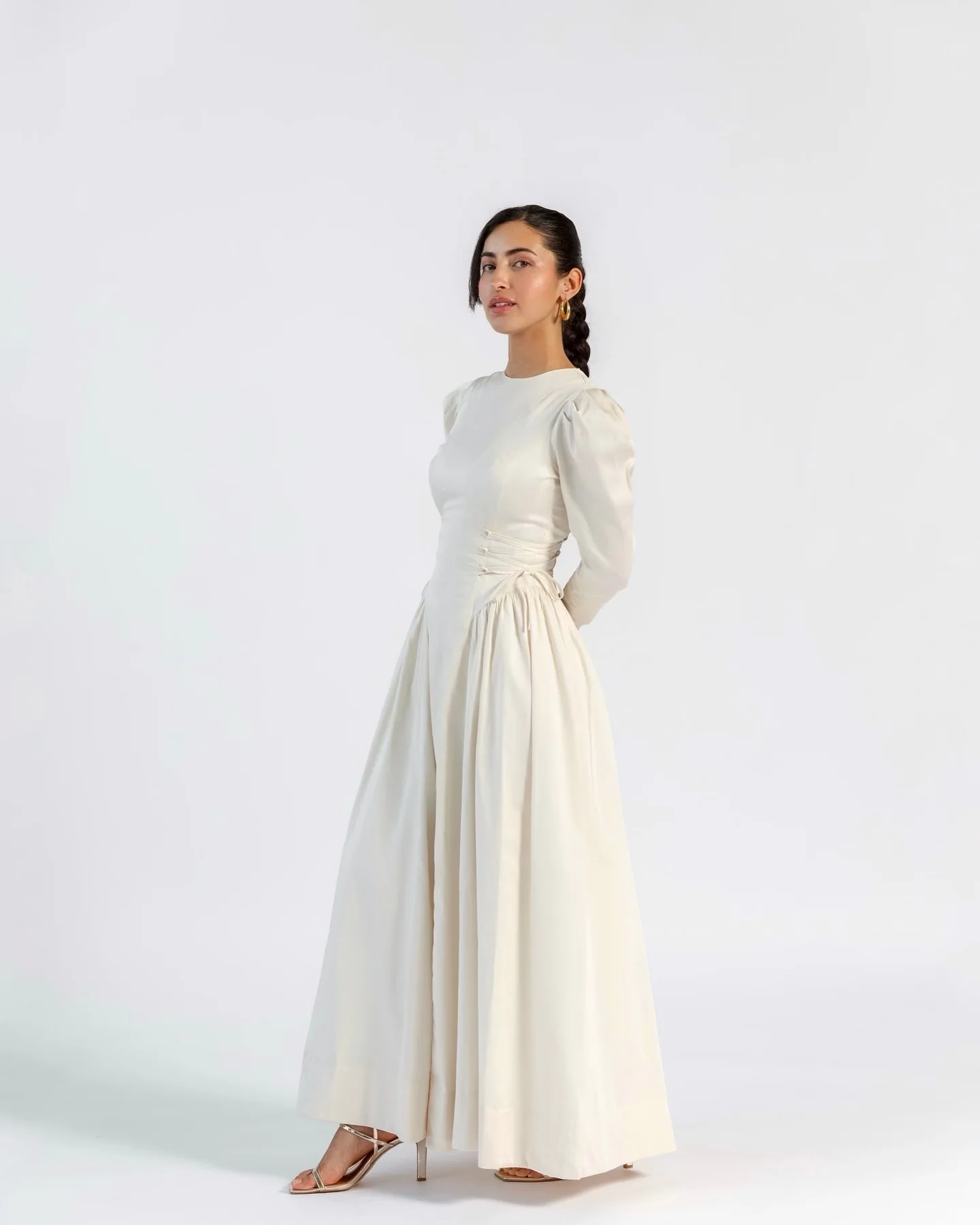 Customized Elegant Graceful White Satin Evening Dress Exquisite Crew Neck Long Sleeves Celebrity Gowns High Quality Prom Dress
Customized Elegant Graceful White Satin Evening Dress Exquisite Crew Neck Long Sleeves Celebrity Gowns High Quality Prom Dress