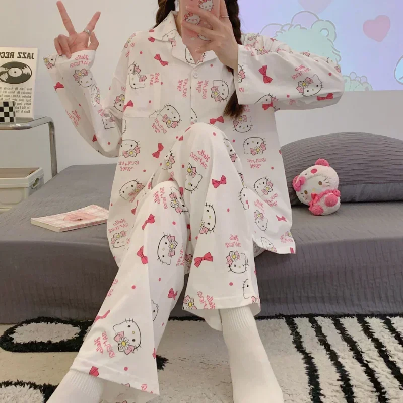 Sanrio Hello Kitty, осенние хлопковые женские пижамы, брюки с длинными рукавами, домашняя одежда с героями мультфильмов, шелковые пижамы, женские пижамные штаны, комплект
Sanrio Hello Kitty, осенние хлопковые женские пижамы, брюки с длинными рукавами, домашняя одежда с героями мультфильмов, шелковые пижамы, женские пижамные штаны, комплект