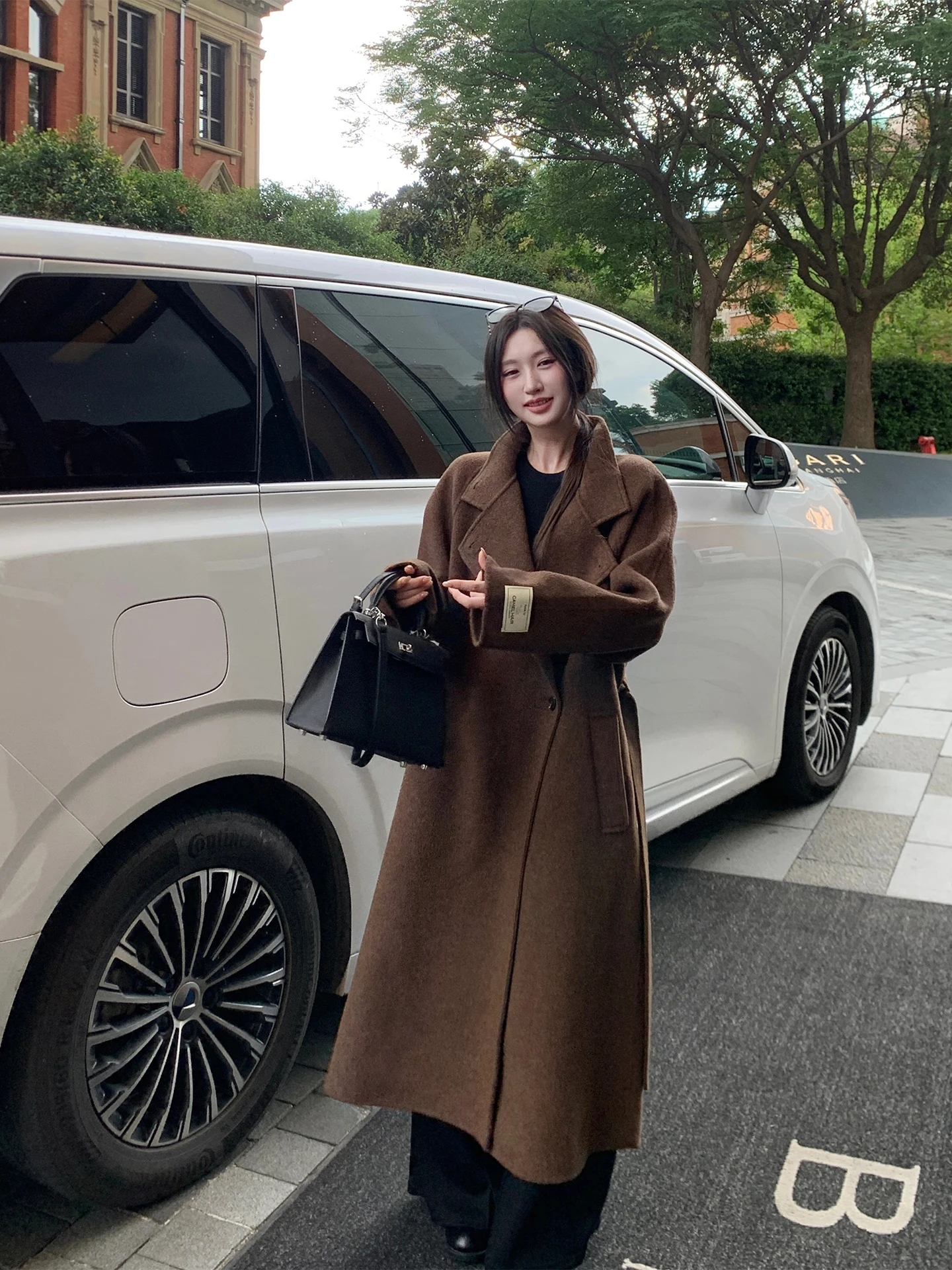 HelloReese2025 Autumn Winter New Luxury Long Woolen Coat Ele Commuter Sle Single Button Closure Women's Premium Coat
HelloReese2025 Autumn Winter New Luxury Long Woolen Coat Ele Commuter Sle Single Button Closure Women's Premium Coat