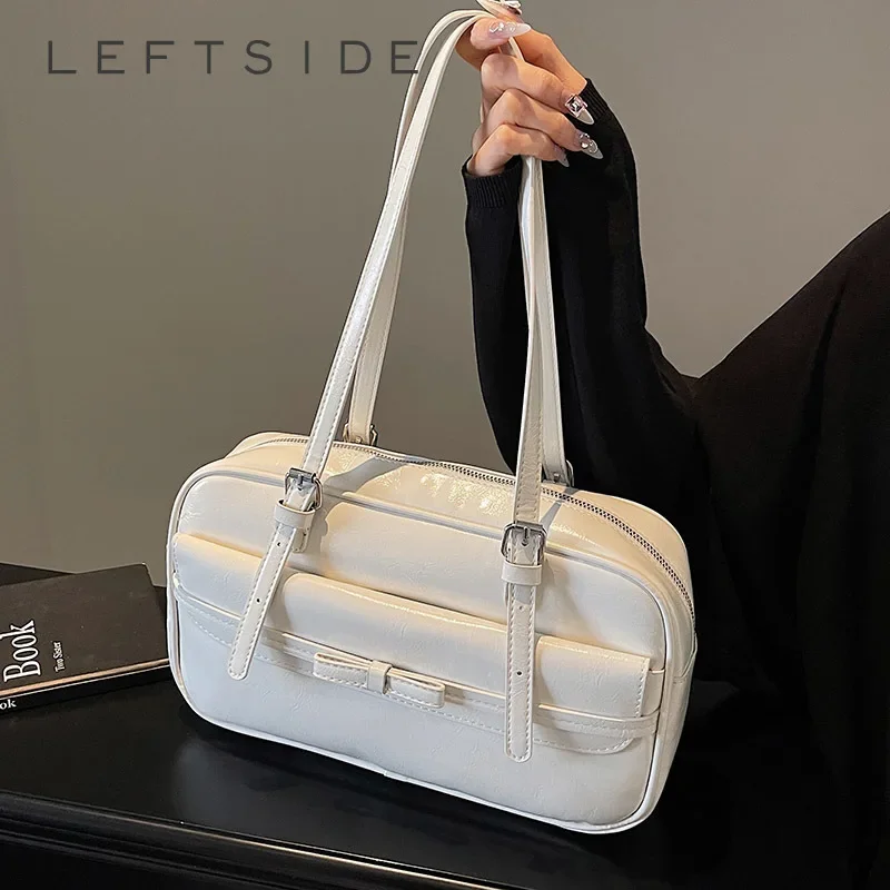 LEFTSIDE Small PU Leather White Underarm Bags Lady Shoulder Bag for Women 2025 Spring Designer Luxury Y2K Handbags and Purses
LEFTSIDE Small PU Leather White Underarm Bags Lady Shoulder Bag for Women 2025 Spring Designer Luxury Y2K Handbags and Purses
