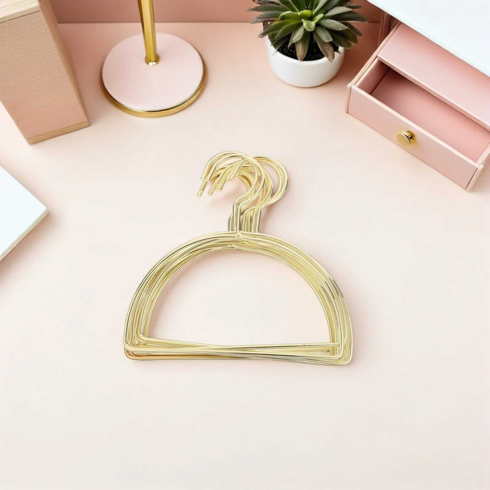 10Pcs Semi Circle Metal Clothes Hangers Nonslip Scarf Tie Belt Holder Closet Organizer Space Saving Semi Circle Clothing Hanger
10Pcs Semi Circle Metal Clothes Hangers Nonslip Scarf Tie Belt Holder Closet Organizer Space Saving Semi Circle Clothing Hanger