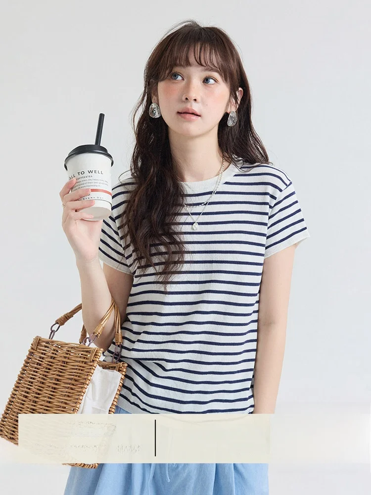 AMUU Original Japanese Style Women's Linen Knitwear Short Sleeve Striped Top Summer New Arrival Loose Fit round Neck Shirt
AMUU Original Japanese Style Women's Linen Knitwear Short Sleeve Striped Top Summer New Arrival Loose Fit round Neck Shirt