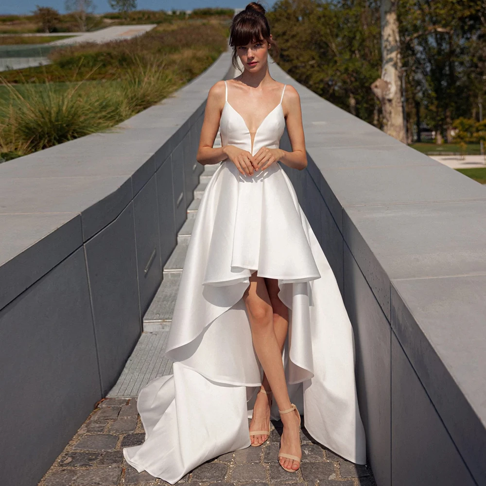 2025 Bride Gowns for Women Charming Satin A-line Wedding Party Dress White Sweetheart Ruched Tailing Wedding Guest Dresses Hi-Lo
2025 Bride Gowns for Women Charming Satin A-line Wedding Party Dress White Sweetheart Ruched Tailing Wedding Guest Dresses Hi-Lo