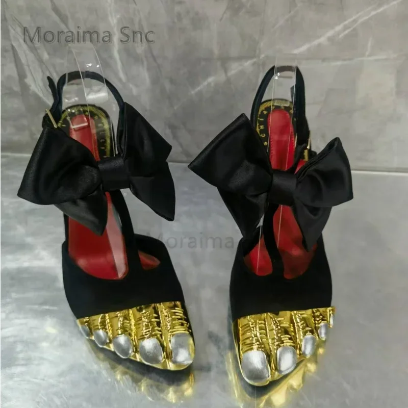 Gold Five Fingers High Heels Sandals for Women Banquet Runway Shoes Leather Suede Stiletto Slippers Summer Novelty Style Pumps
Gold Five Fingers High Heels Sandals for Women Banquet Runway Shoes Leather Suede Stiletto Slippers Summer Novelty Style Pumps