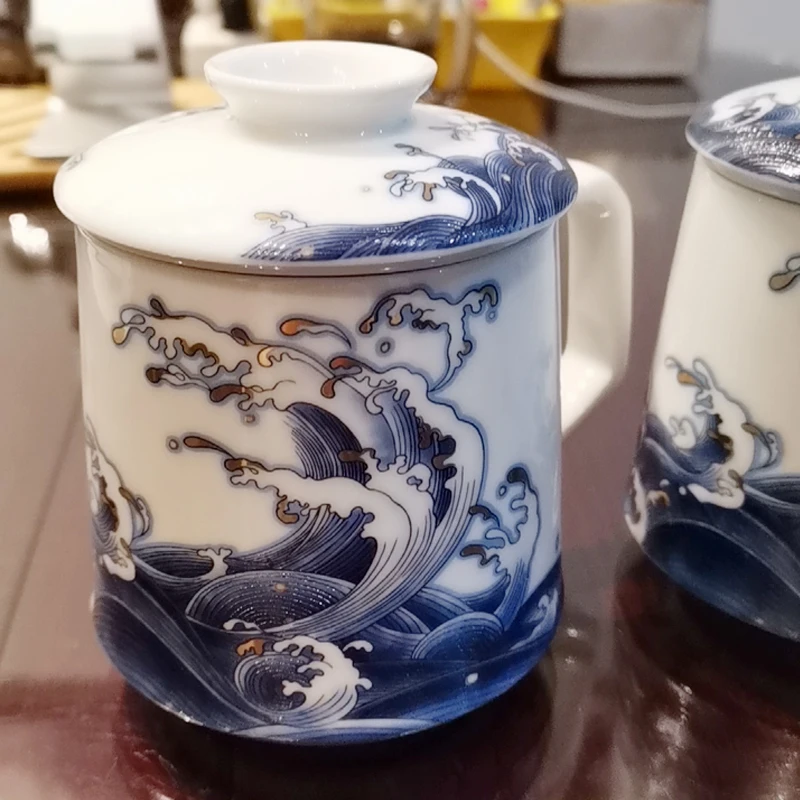 Chinese Style Tea Filtering Separation Cups, With Cover White Porcelain Personal Mugs, Home Wave Pattern Ceramic Office Cup, 1Pc
Chinese Style Tea Filtering Separation Cups, With Cover White Porcelain Personal Mugs, Home Wave Pattern Ceramic Office Cup, 1Pc