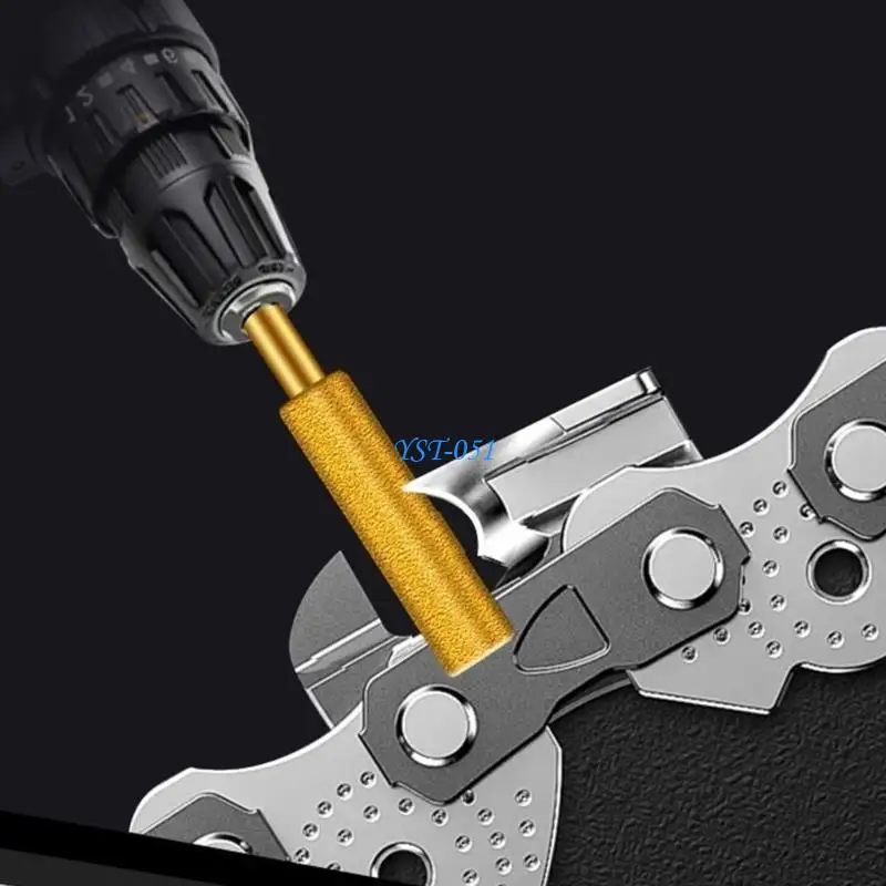 E15A усиливает точилку с бензополотой для эффективного размолочного бита бензопила.
E15A усиливает точилку с бензополотой для эффективного размолочного бита бензопила.