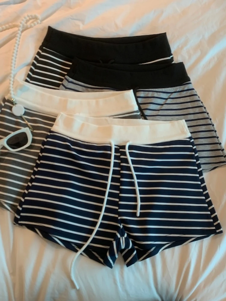 Retro American Color Block Stripe Women's Shorts Elastic Waist Slimming Summer New Style Commute High Waist Straight Leg Pants
Retro American Color Block Stripe Women's Shorts Elastic Waist Slimming Summer New Style Commute High Waist Straight Leg Pants