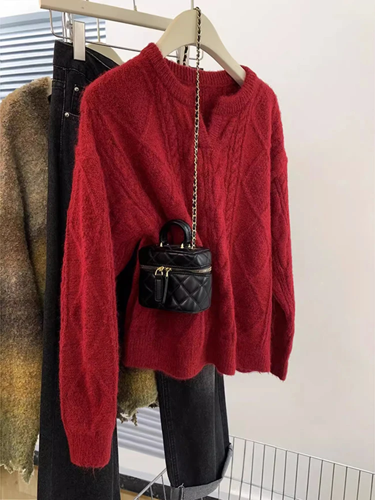 Casual Long Sleeve Knit Sweater Women Korean Solid Color Twist V-Neck Knitted Sweater Fall Winter Fashion Loose Warm Pullover
Casual Long Sleeve Knit Sweater Women Korean Solid Color Twist V-Neck Knitted Sweater Fall Winter Fashion Loose Warm Pullover