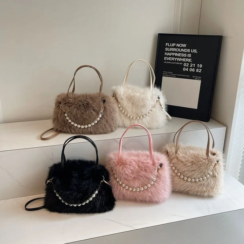 Contemporary Ladies Tote Bag Modern Styling For Workplace Essentials And Daily Commute Sleek Functional Design 
Contemporary Ladies Tote Bag Modern Styling For Workplace Essentials And Daily Commute Sleek Functional Design