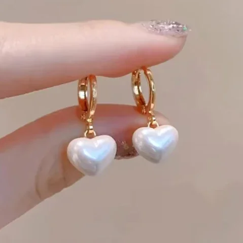 Real 925 Sterling Silver Imitation Pearl Heart Pendant Hoop Earrings for Women Cute Fine Jewelry Minimalist Accessories
Real 925 Sterling Silver Imitation Pearl Heart Pendant Hoop Earrings for Women Cute Fine Jewelry Minimalist Accessories