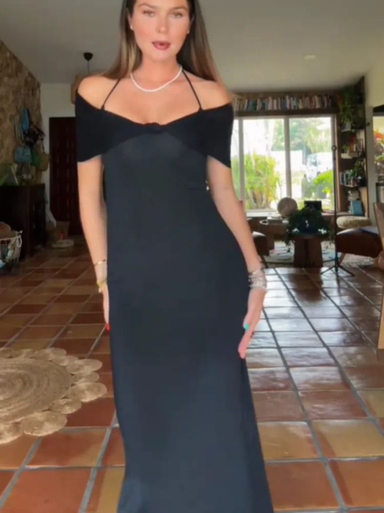 Women's Off Shoulder Maxi Dress Sleeveless Backless Lace Up Long Robes Solid Party Vestidos 2026 New Lady Summer Evening Gowns
Women's Off Shoulder Maxi Dress Sleeveless Backless Lace Up Long Robes Solid Party Vestidos 2026 New Lady Summer Evening Gowns