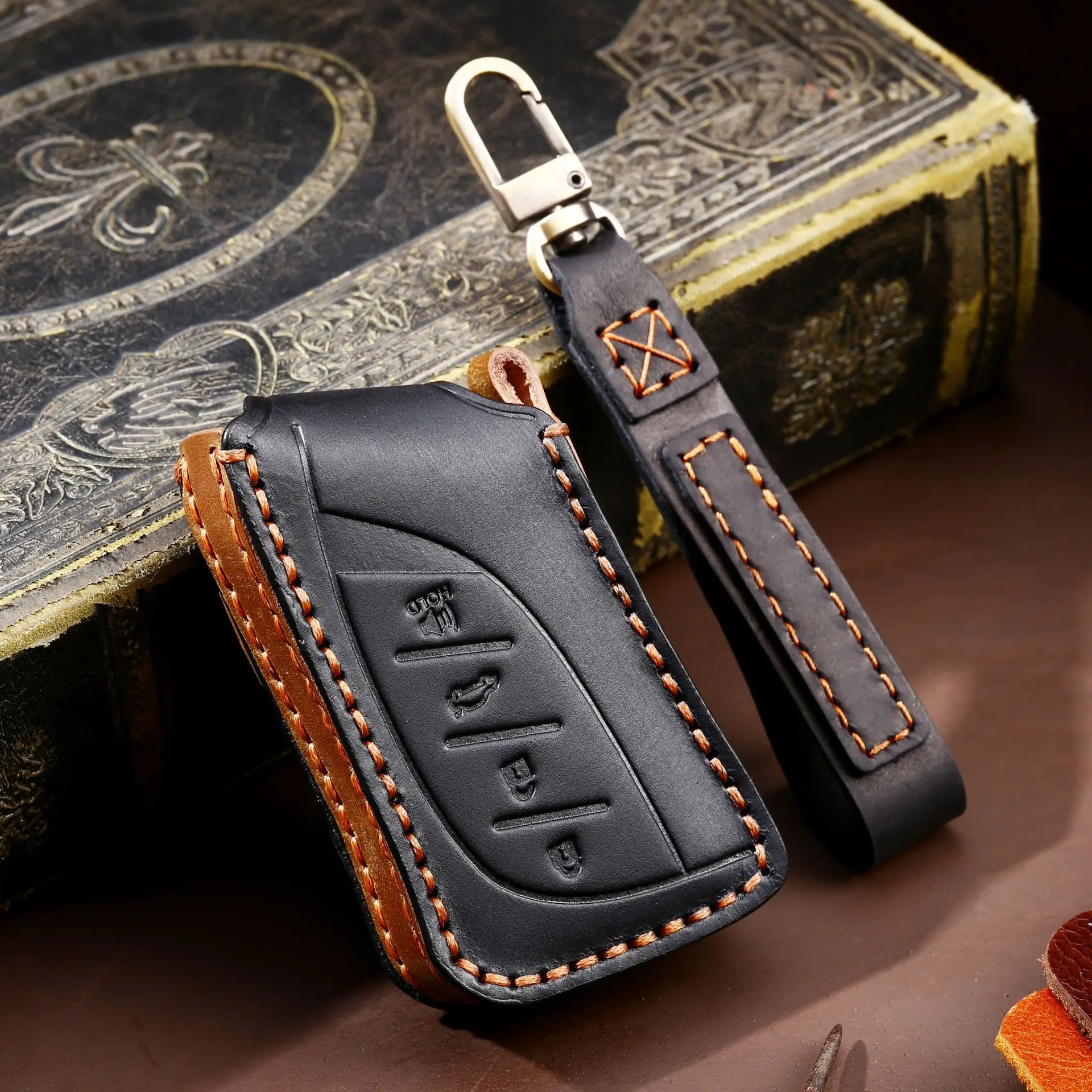 High-End Luxury Retro Genuine Leather Car Key Pouch for Lexus Handmade Key Case + Keychain Ideal Gift
High-End Luxury Retro Genuine Leather Car Key Pouch for Lexus Handmade Key Case + Keychain Ideal Gift