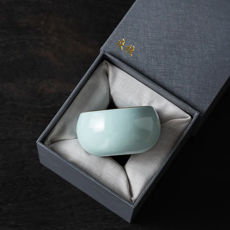 Teacup cup kung fu ru ware high-end single personal use men's high-grade ru-porcelain ceramic pressure bottle
Teacup cup kung fu ru ware high-end single personal use men's high-grade ru-porcelain ceramic pressure bottle