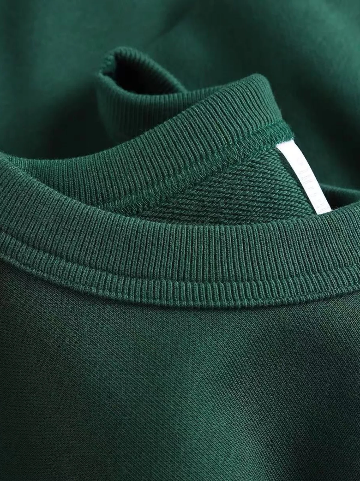 Мужской свитшот Forest een Heavyweight из японской ретро-ткани Loopba, свободный повседневный крой, молодежный тренд, антибактериальный
Мужской свитшот Forest een Heavyweight из японской ретро-ткани Loopba, свободный повседневный крой, молодежный тренд, антибактериальный