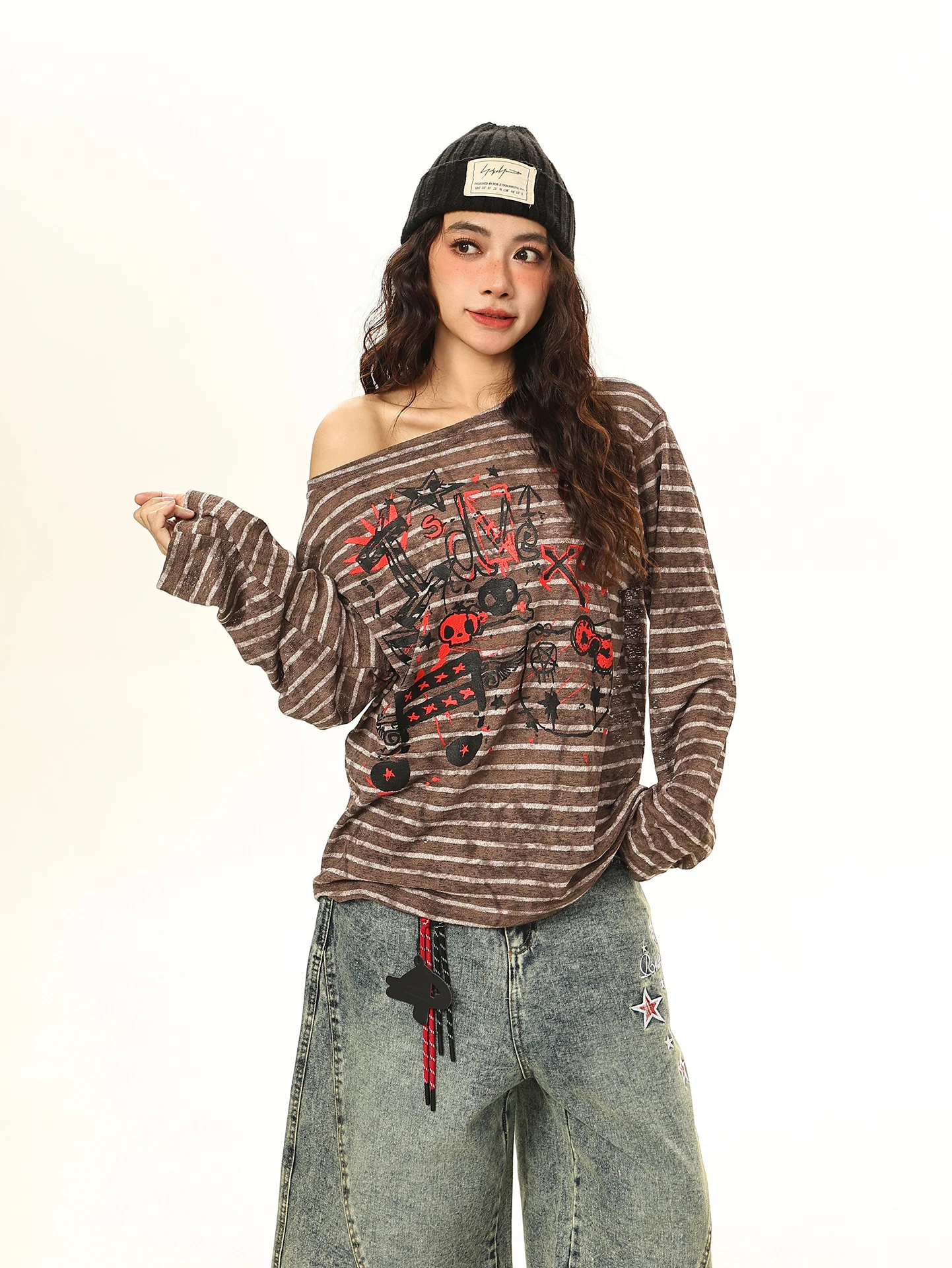 Женская футболка Boeax в американском ретро-стиле с принтом и полосками, весенняя, легкая, свободная, с длинным рукавом, повседневная
Женская футболка Boeax в американском ретро-стиле с принтом и полосками, весенняя, легкая, свободная, с длинным рукавом, повседневная