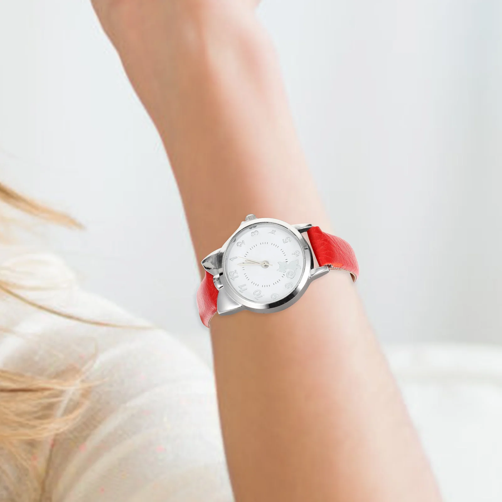 Small Cat Watch Women Delicate Design Casual Wear Wristwatch Fashionable Ladies Watch for Everyday Use Women Wrist Decor
Small Cat Watch Women Delicate Design Casual Wear Wristwatch Fashionable Ladies Watch for Everyday Use Women Wrist Decor