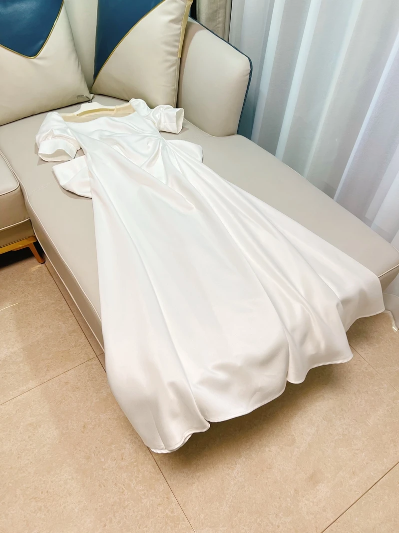 Ele Белая атласная юбка трапециевидной формы с бантом и высокой талией ort Sve Long Dr для свадебного выступления и D... 
Ele Белая атласная юбка трапециевидной формы с бантом и высокой талией ort Sve Long Dr для свадебного выступления и D...