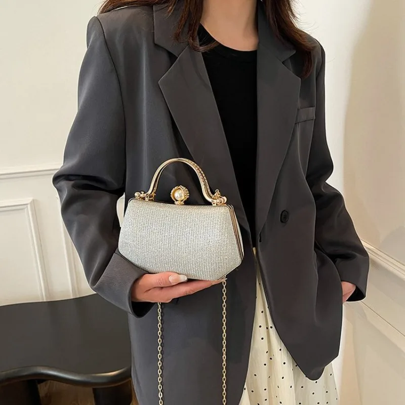 Minimalist Icon Diaper Bag Women's Luxury Leather Tote Vintage Crossbody Bag Designer Large Capacity Elegant And Timeless
Minimalist Icon Diaper Bag Women's Luxury Leather Tote Vintage Crossbody Bag Designer Large Capacity Elegant And Timeless