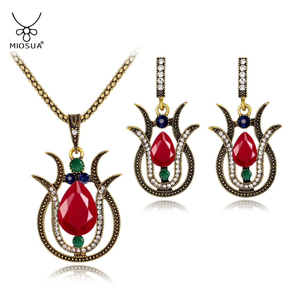 Trendy Jewelry Make You Fashionable Personality Water Drop Water Diamond Necklace Earrings Bridal Jewelry Set For Women
Trendy Jewelry Make You Fashionable Personality Water Drop Water Diamond Necklace Earrings Bridal Jewelry Set For Women