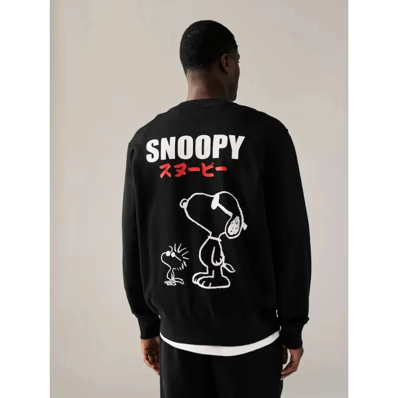 MINISO Black Snoopy Print Round Neck Sweatshirt for Spring and Autumn Couples Men and Women Outerwear 2025 High-quality Hoodie
MINISO Black Snoopy Print Round Neck Sweatshirt for Spring and Autumn Couples Men and Women Outerwear 2025 High-quality Hoodie