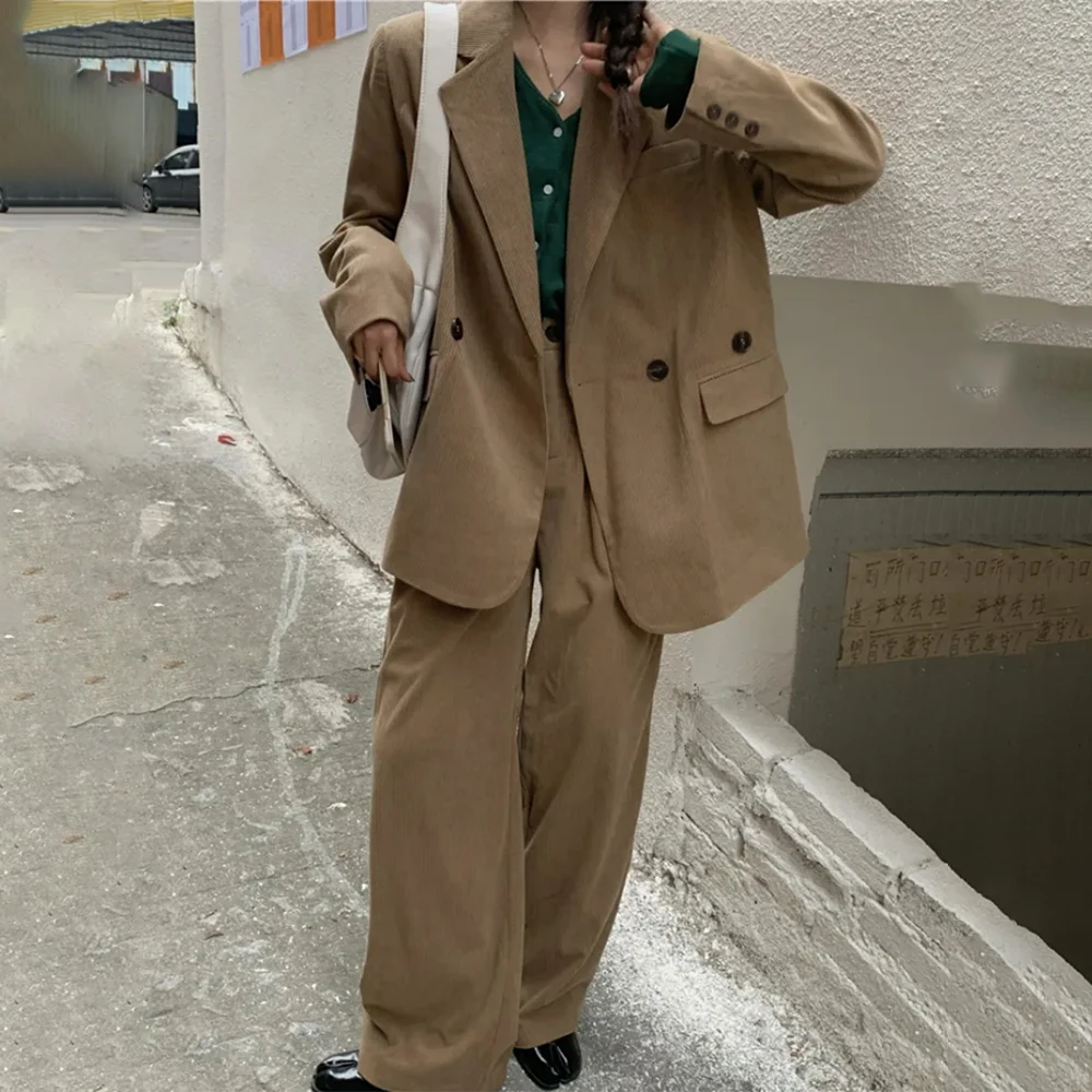 2023 Fashion Elegant Casual Women Blazer Pantsuits Autumn Office Corduroy Loose Business Trousers Suit Femme Streetwear Outfits
2023 Fashion Elegant Casual Women Blazer Pantsuits Autumn Office Corduroy Loose Business Trousers Suit Femme Streetwear Outfits