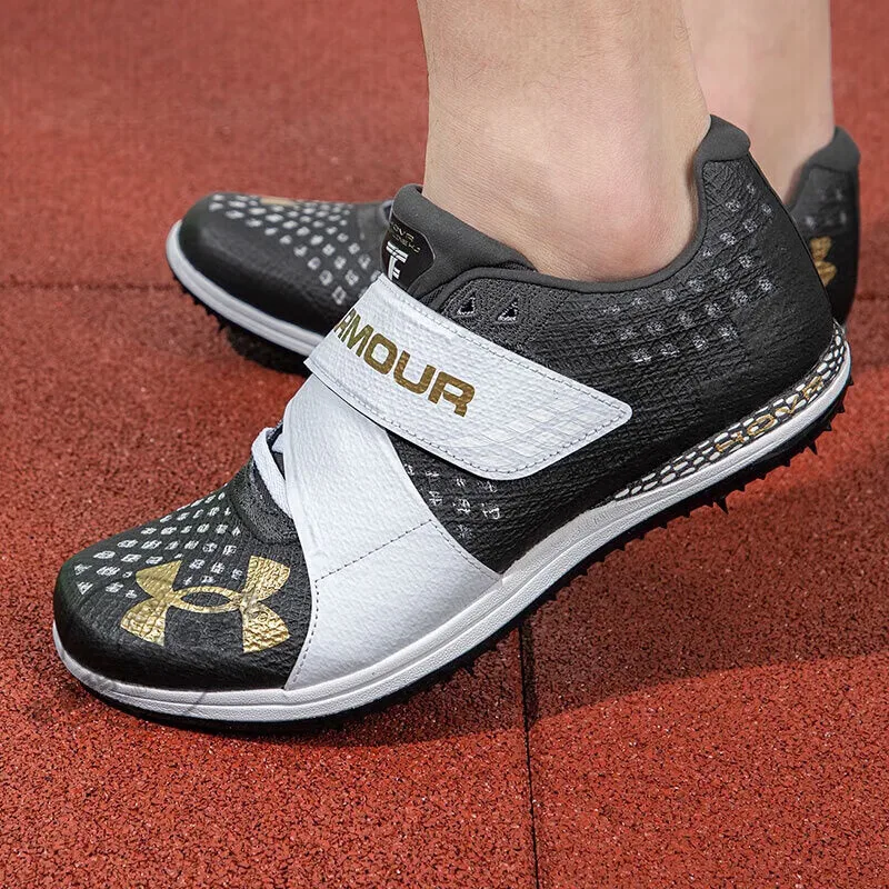 Under Armour men's shoes new fashion trend track sports shoes breathable wear training running shoes 3022518-100
Under Armour men's shoes new fashion trend track sports shoes breathable wear training running shoes 3022518-100