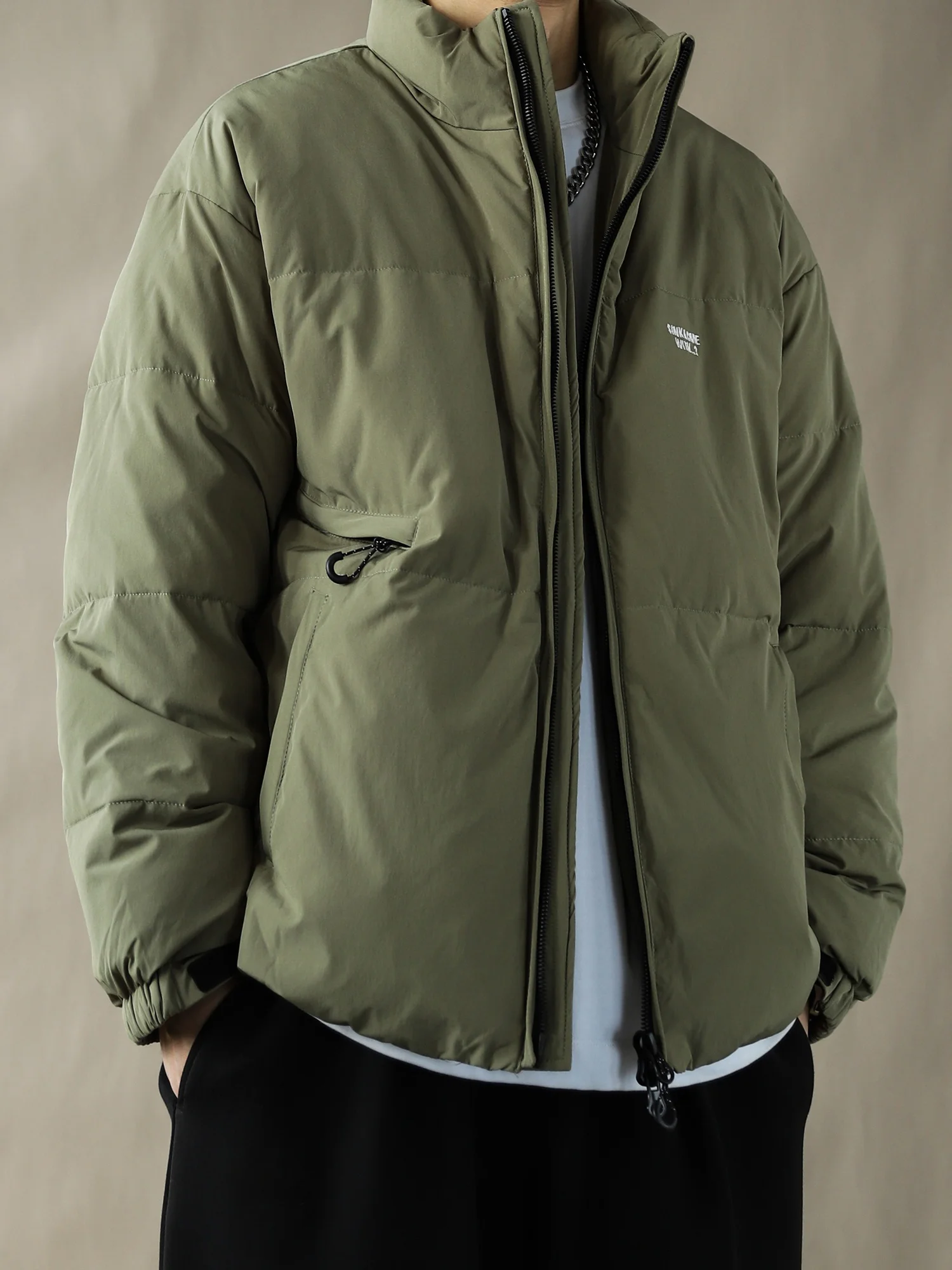 Men's ort Puffer Jaet Thiened Warm Loose Bread Sle Coat Stand Collar Winter Faionable Casual Urban Wear Du down
Men's ort Puffer Jaet Thiened Warm Loose Bread Sle Coat Stand Collar Winter Faionable Casual Urban Wear Du down