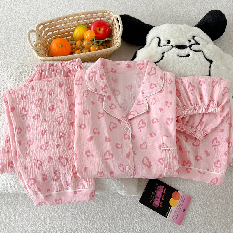 Women's Summer 3-Piece Pajama Set: Lightweight Cloud-Print Cotton Set with Elegant Leopard-Print Short-Sleeve Top and Shorts
Women's Summer 3-Piece Pajama Set: Lightweight Cloud-Print Cotton Set with Elegant Leopard-Print Short-Sleeve Top and Shorts