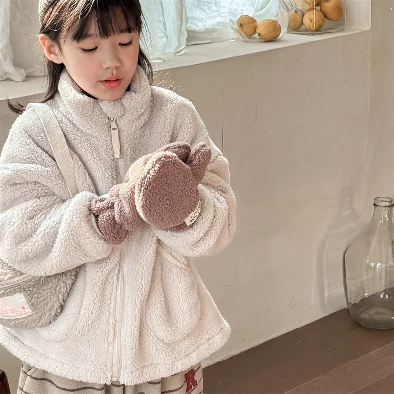 2024 Winter New Children Long Sleeve Warm Plush Coat Plus Velvet Thick Girls Zipper Jacket Baby Solid Fleece Coat Kids Clothes
2024 Winter New Children Long Sleeve Warm Plush Coat Plus Velvet Thick Girls Zipper Jacket Baby Solid Fleece Coat Kids Clothes