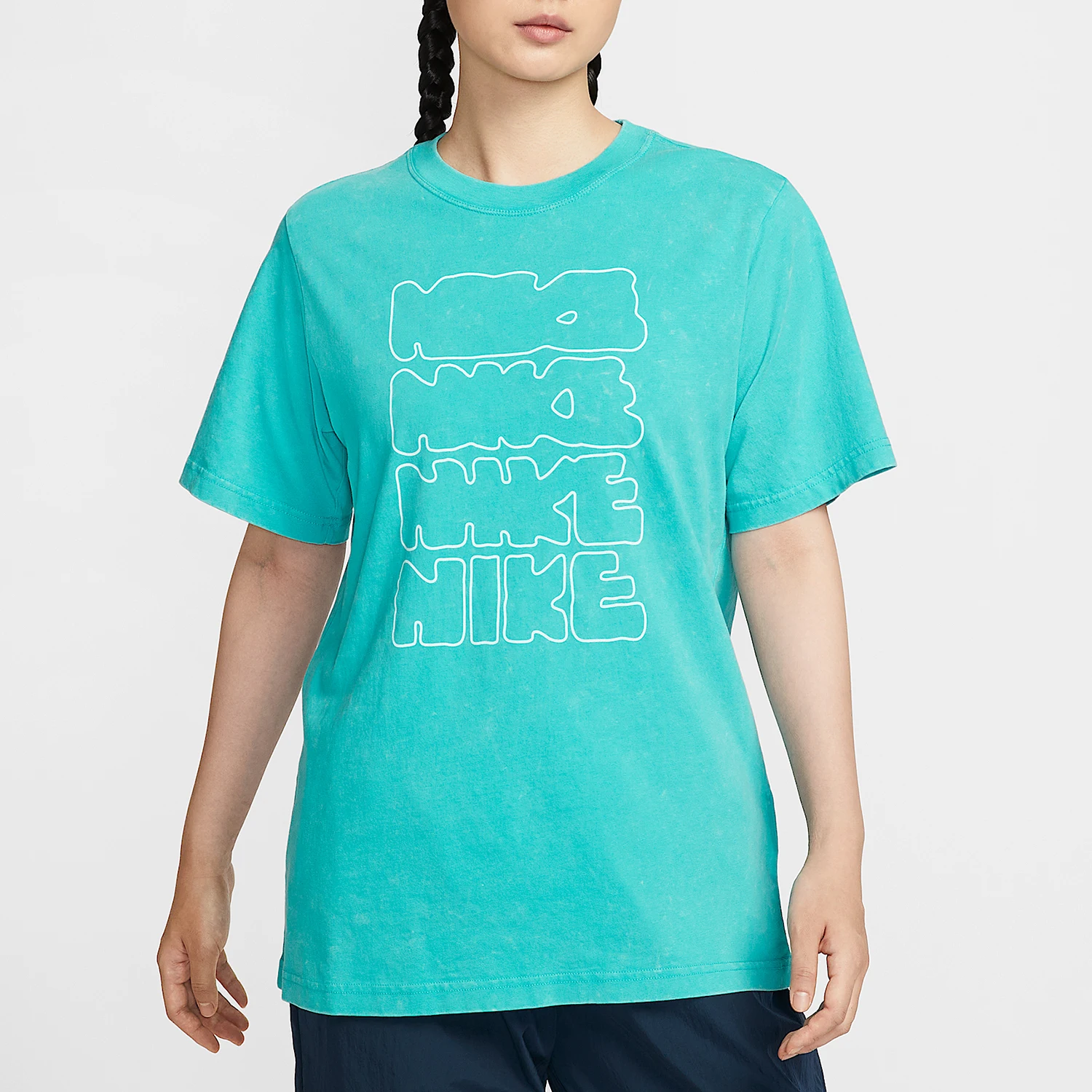 Оригинальная женская спортивная одежда Nike Essential Retro Short Sleeve II0453-345
Оригинальная женская спортивная одежда Nike Essential Retro Short Sleeve II0453-345