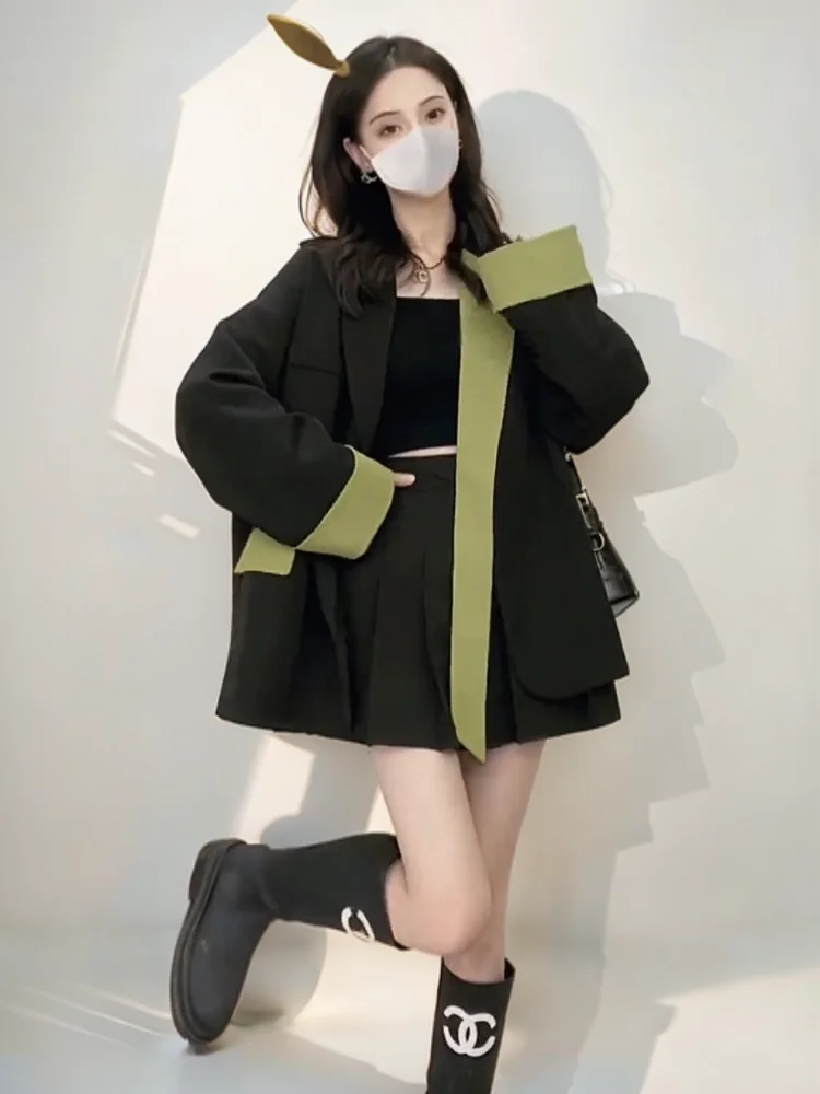 Женский классический льняной твидовый жакет в стиле кэжуал, свободного кроя, укороченный, с зауженной талией, пышными плечами, тонкими лацканами, без воротника, в университетском винтажном стиле
Женский классический льняной твидовый жакет в стиле кэжуал, свободного кроя, укороченный, с зауженной талией, пышными плечами, тонкими лацканами, без воротника, в университетском винтажном стиле