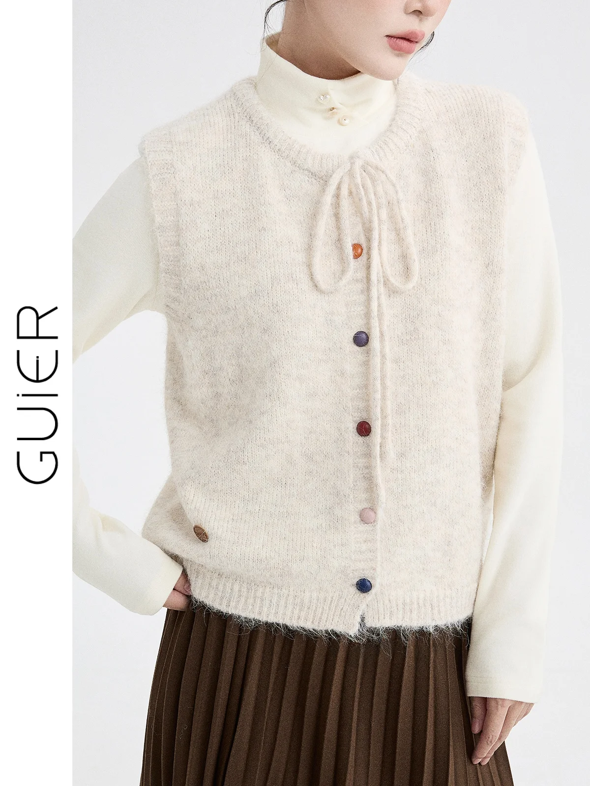 Casual round Ne Knitted Vest Cardigan Women's Spring 2026 New Sle Belted Versatile Sweater Vest Stand Fit Pure Color
Casual round Ne Knitted Vest Cardigan Women's Spring 2026 New Sle Belted Versatile Sweater Vest Stand Fit Pure Color