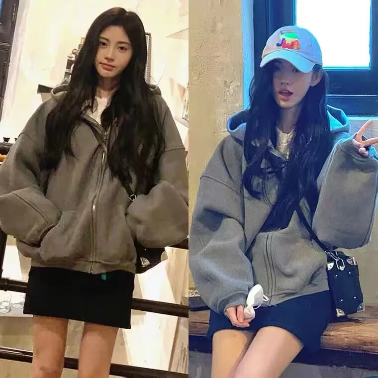 Gray Loose Women's Zipper Hoodie Sweatshirt Lazy Style Streetwear Long Sleeve Mid-Length Coat EXJR Brand Winter Collection
Gray Loose Women's Zipper Hoodie Sweatshirt Lazy Style Streetwear Long Sleeve Mid-Length Coat EXJR Brand Winter Collection
